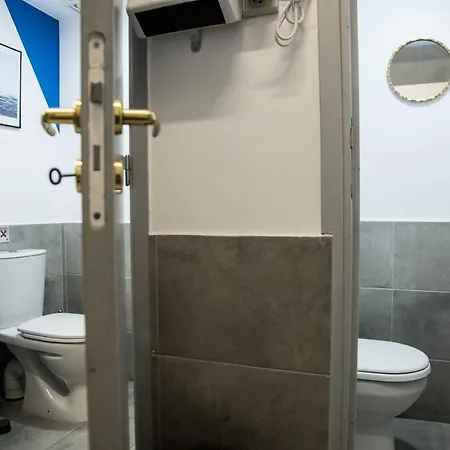 Hostel Let Me Take My Bunk Bed Athén