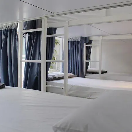 Hostel Let Me Take My Bunk Bed Athén